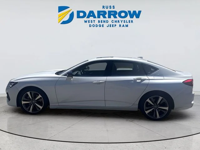 Used 2022 White Acura Advance image 3