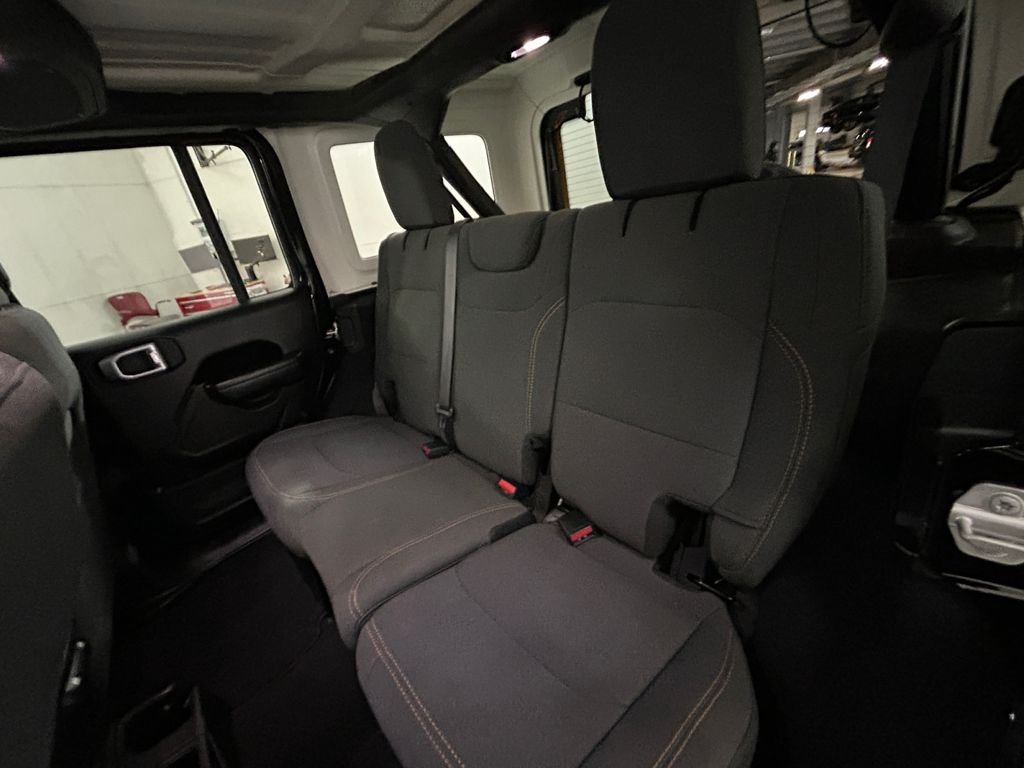 Used 2024 Black Jeep Sport S image 19
