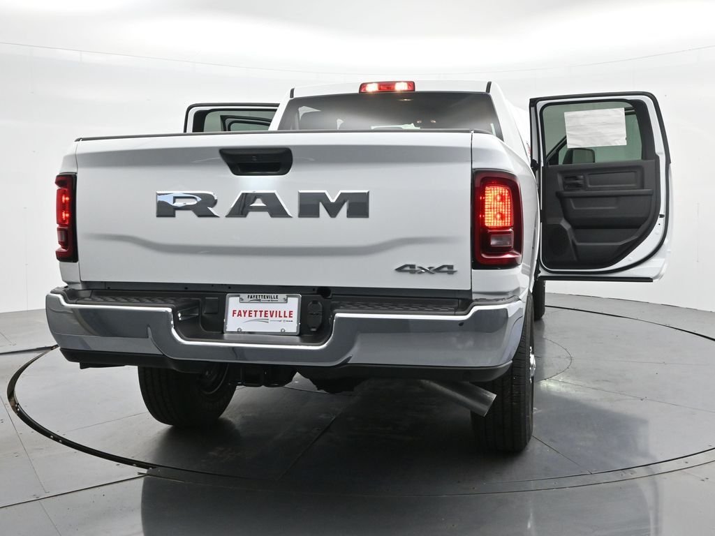 New 2026 Bright White Clear-Coat Exterior Paint RAM Tradesman image 46