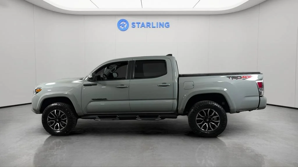 Used 2023  Toyota SR image 3