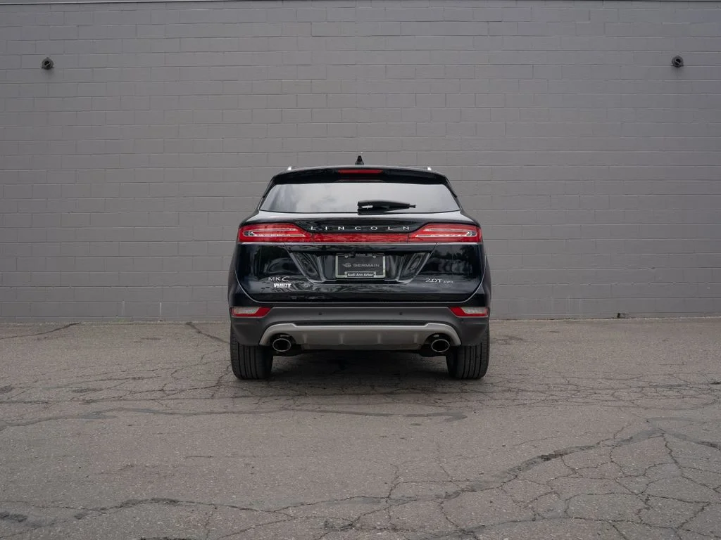 Used 2017 Black Lincoln Reserve image 6