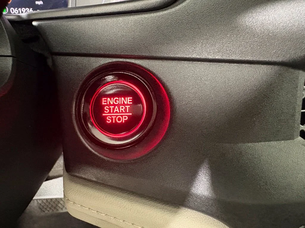 Used 2023 Red Honda LX image 27