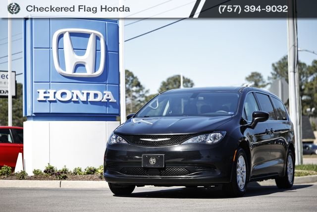 2022 Chrysler Voyager