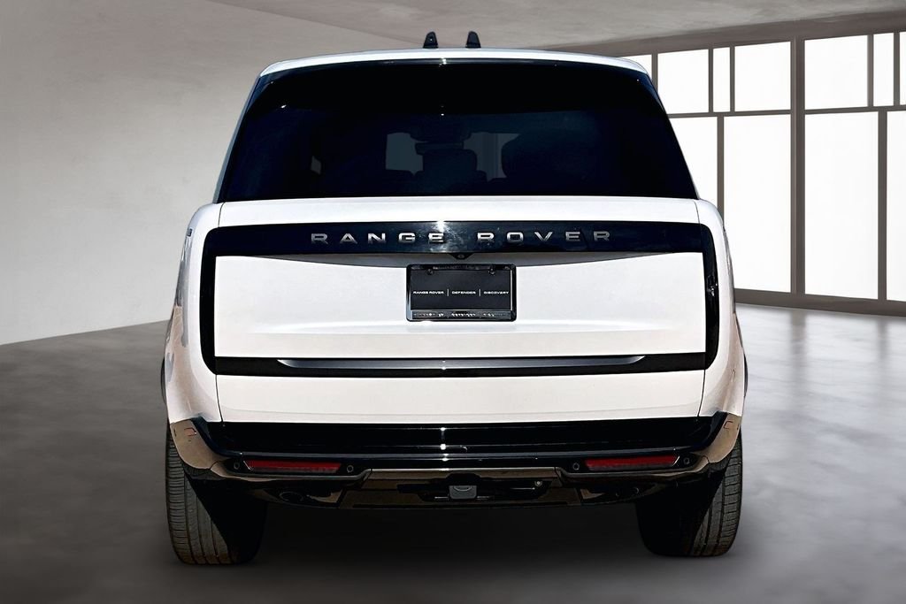 Certified Used 2024 Ostuni Pearl White Metallic Land Rover Autobiography image 4