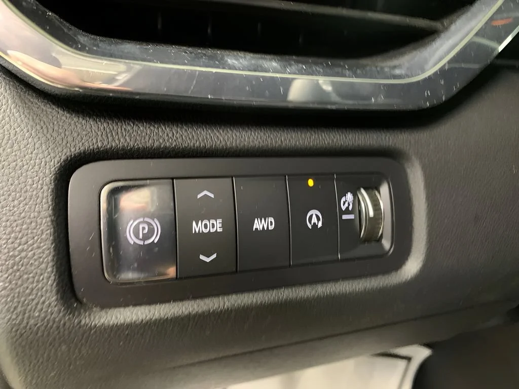 2025 GMC Acadia Elevation - Photo 26