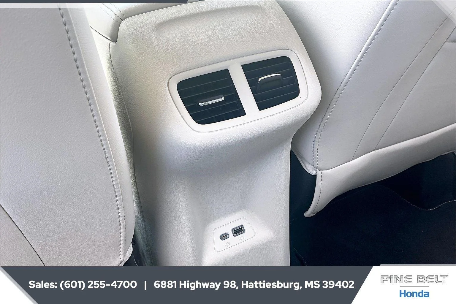 Used 2023 Summit White Buick Preferred image 25