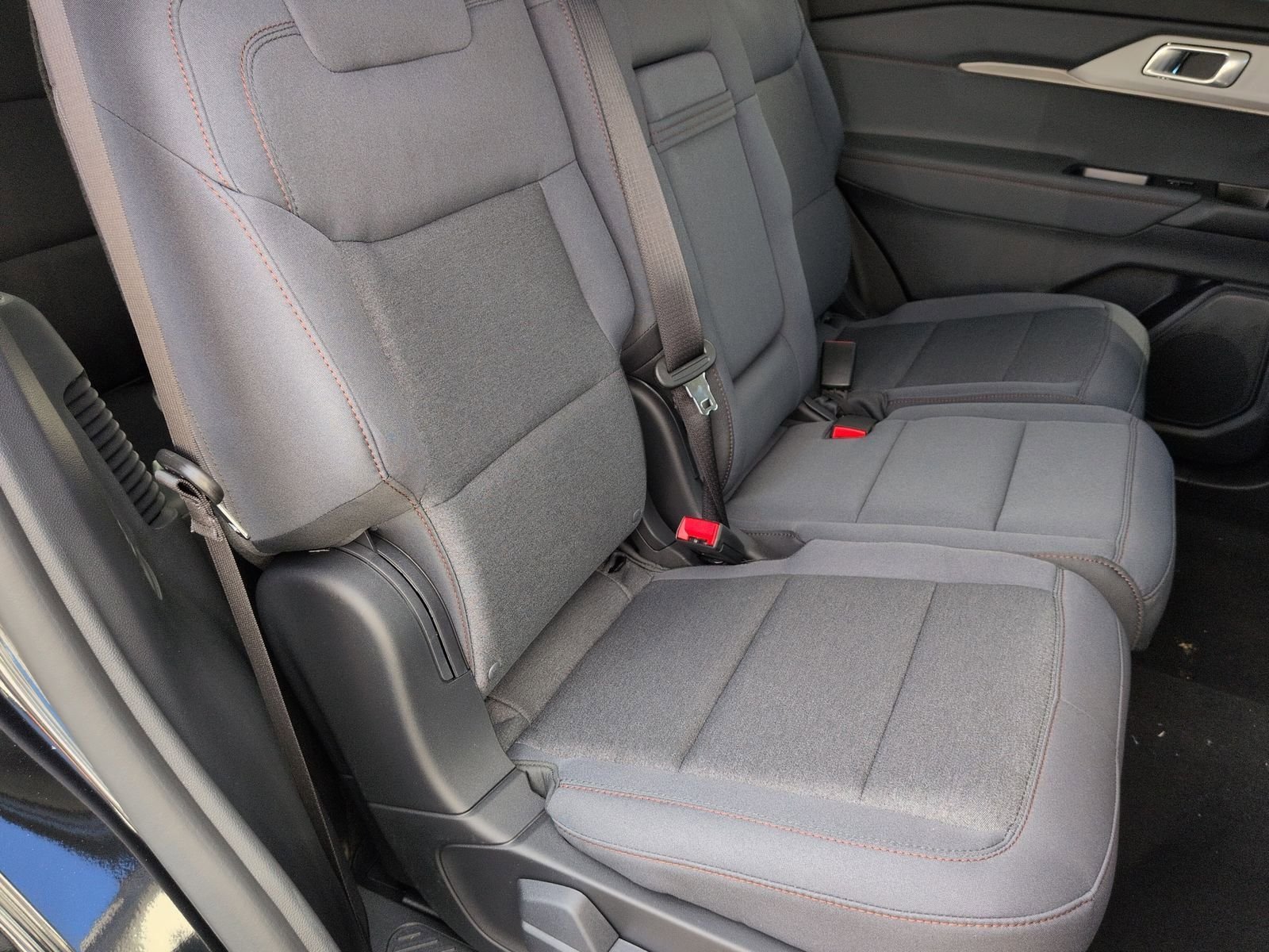 2026 Ford Explorer Active - Photo 21