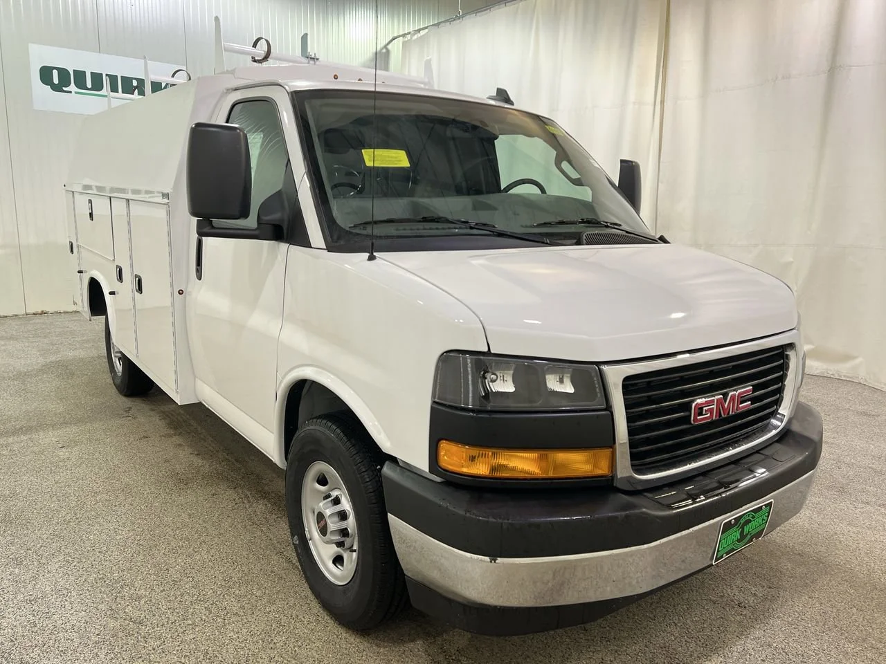 2025 GMC Savana Cutaway