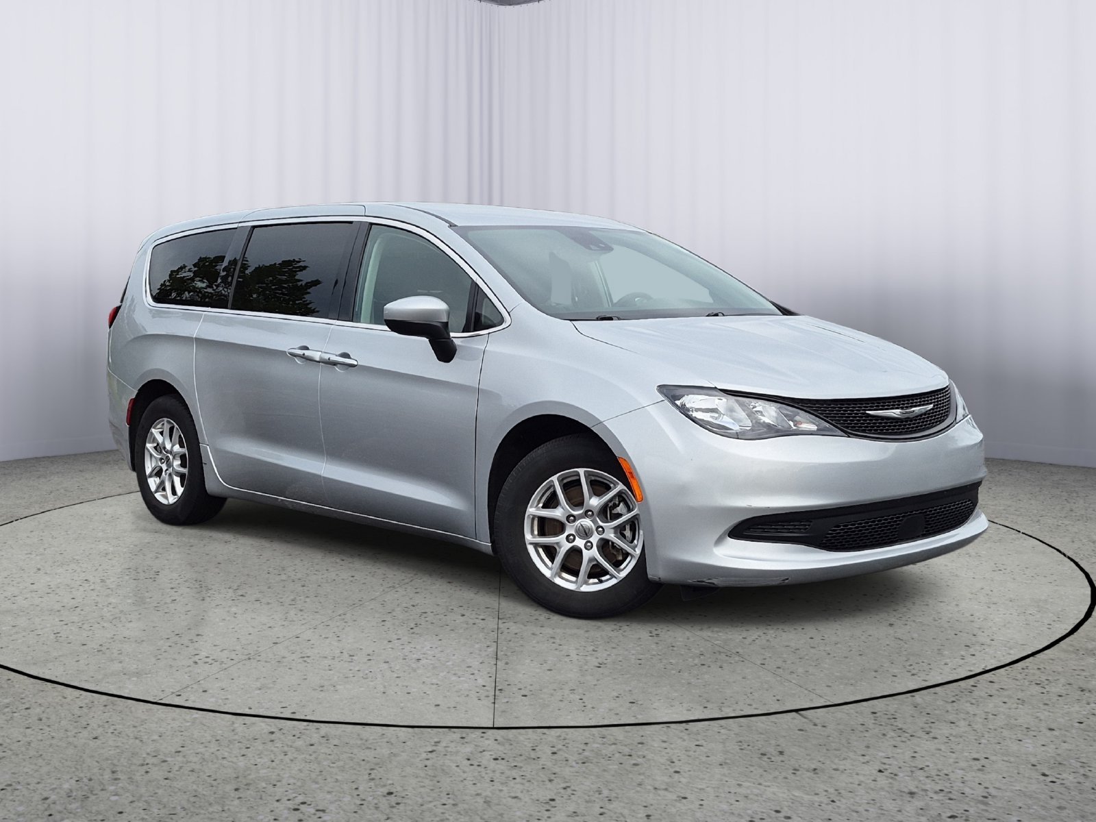 2023 Chrysler Voyager