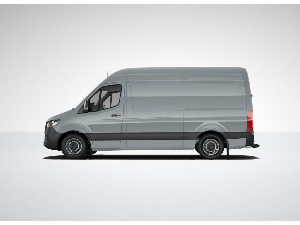 New 2025  Mercedes-Benz Cargo 144 WB image 34