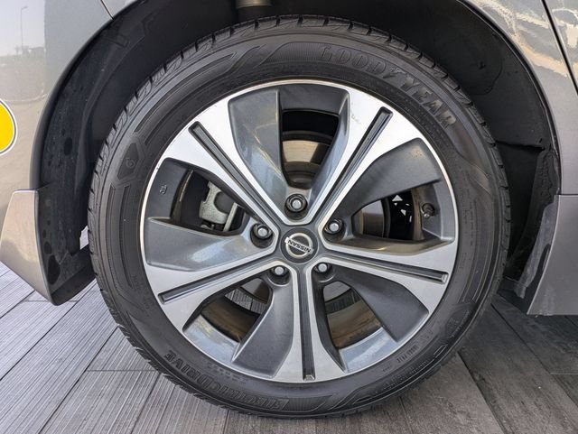 Used 2021 Gun Metallic Nissan SV image 30