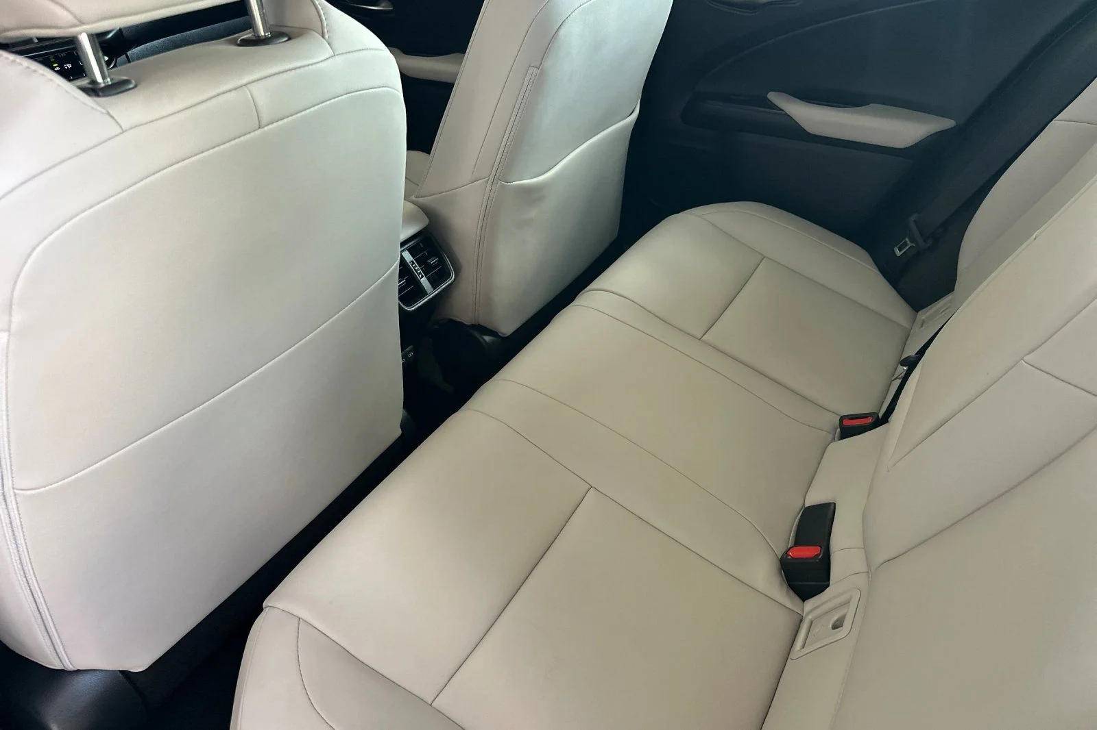 Certified Used 2025 White Pearl Lexus 300h image 9