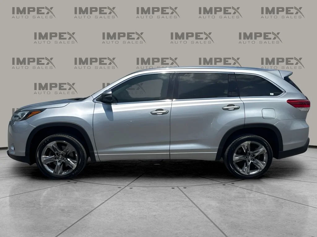 Used 2019 Silver Toyota Limited Platinum image 2
