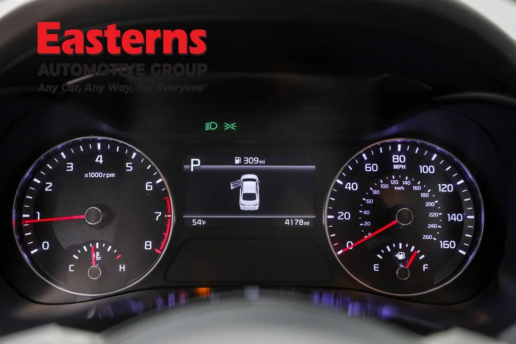Used 2024 Black Kia LXS image 18