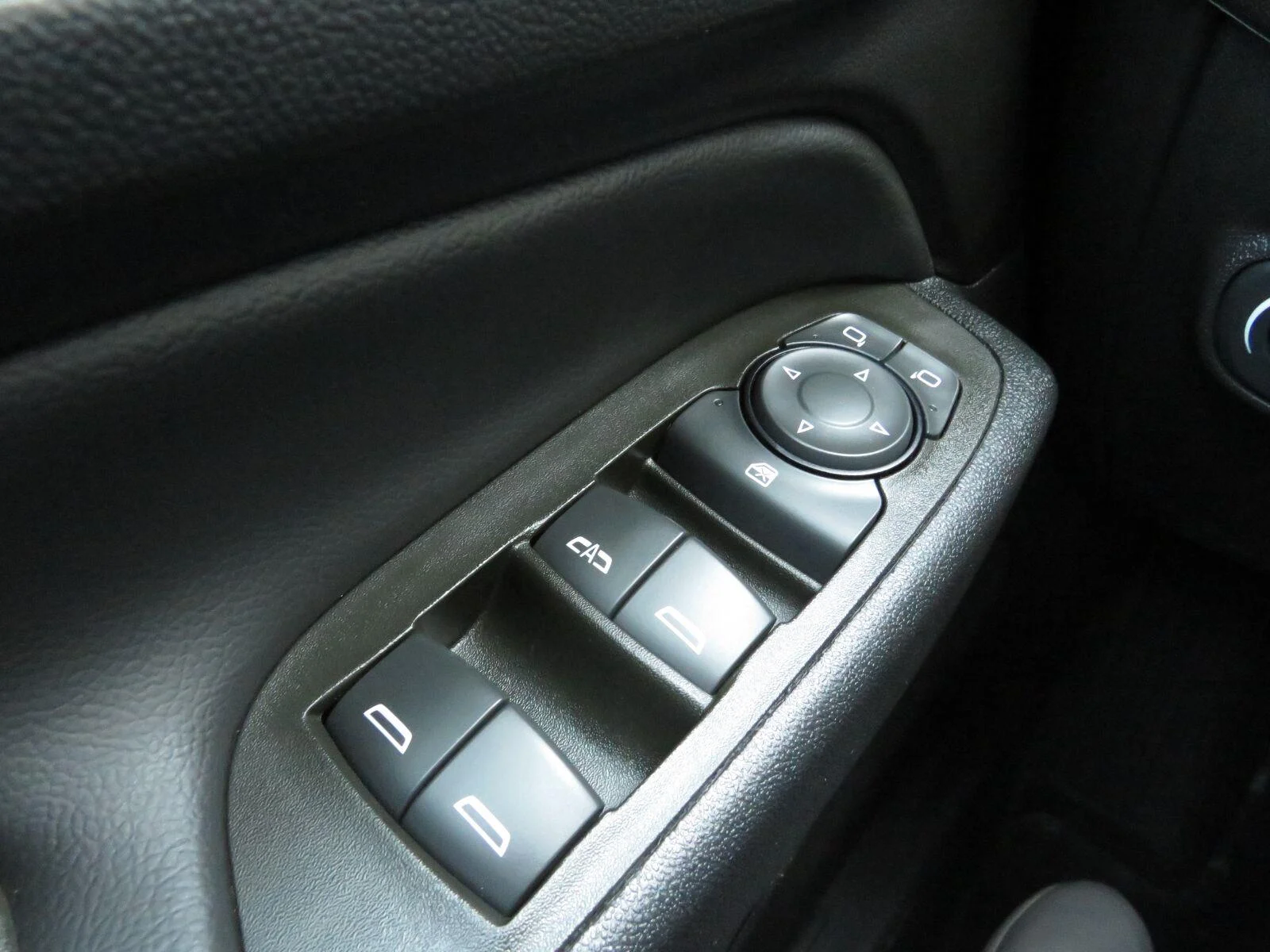 Used 2024 Radiant Red Tintcoat Chevrolet LT image 33