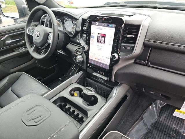 2026 RAM 1500 Laramie - Photo 13