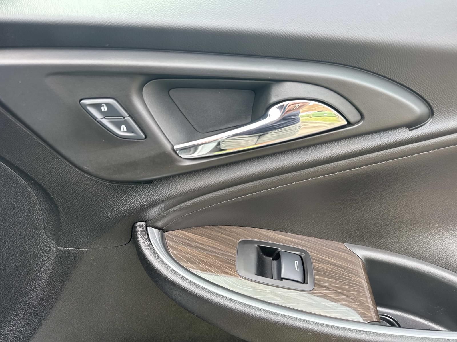 Used 2024 Gray Chevrolet LT image 14
