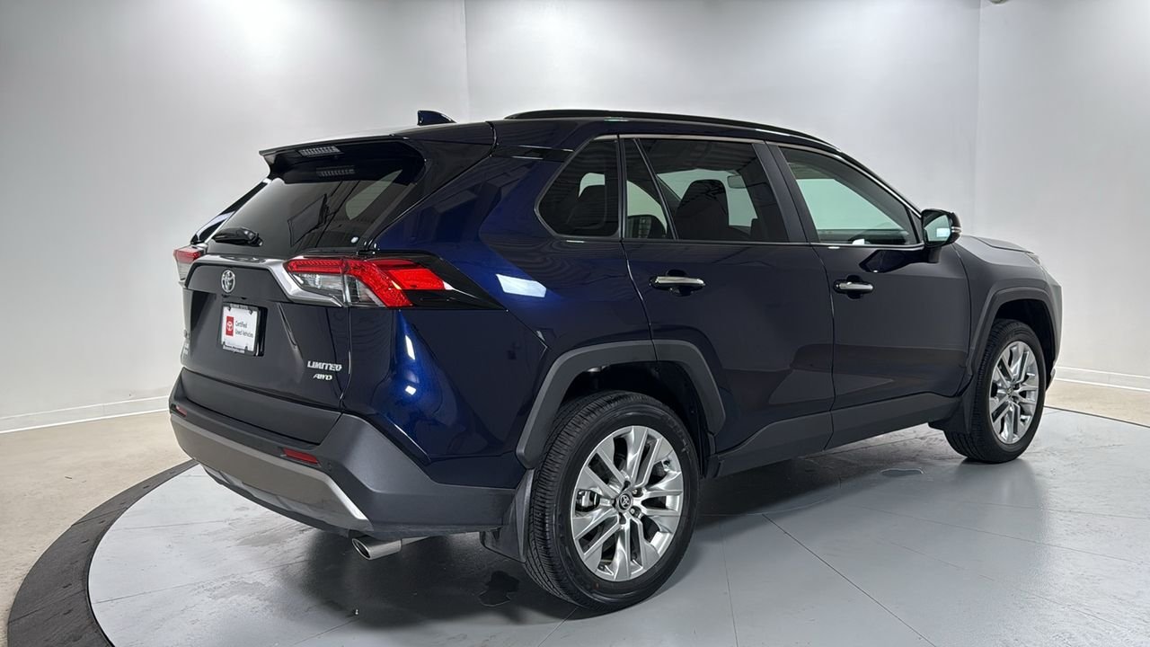 Certified Used 2025  Toyota Limited image 5