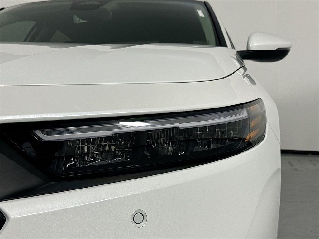 New 2026 Platinum White Pearl Honda EX-L image 11