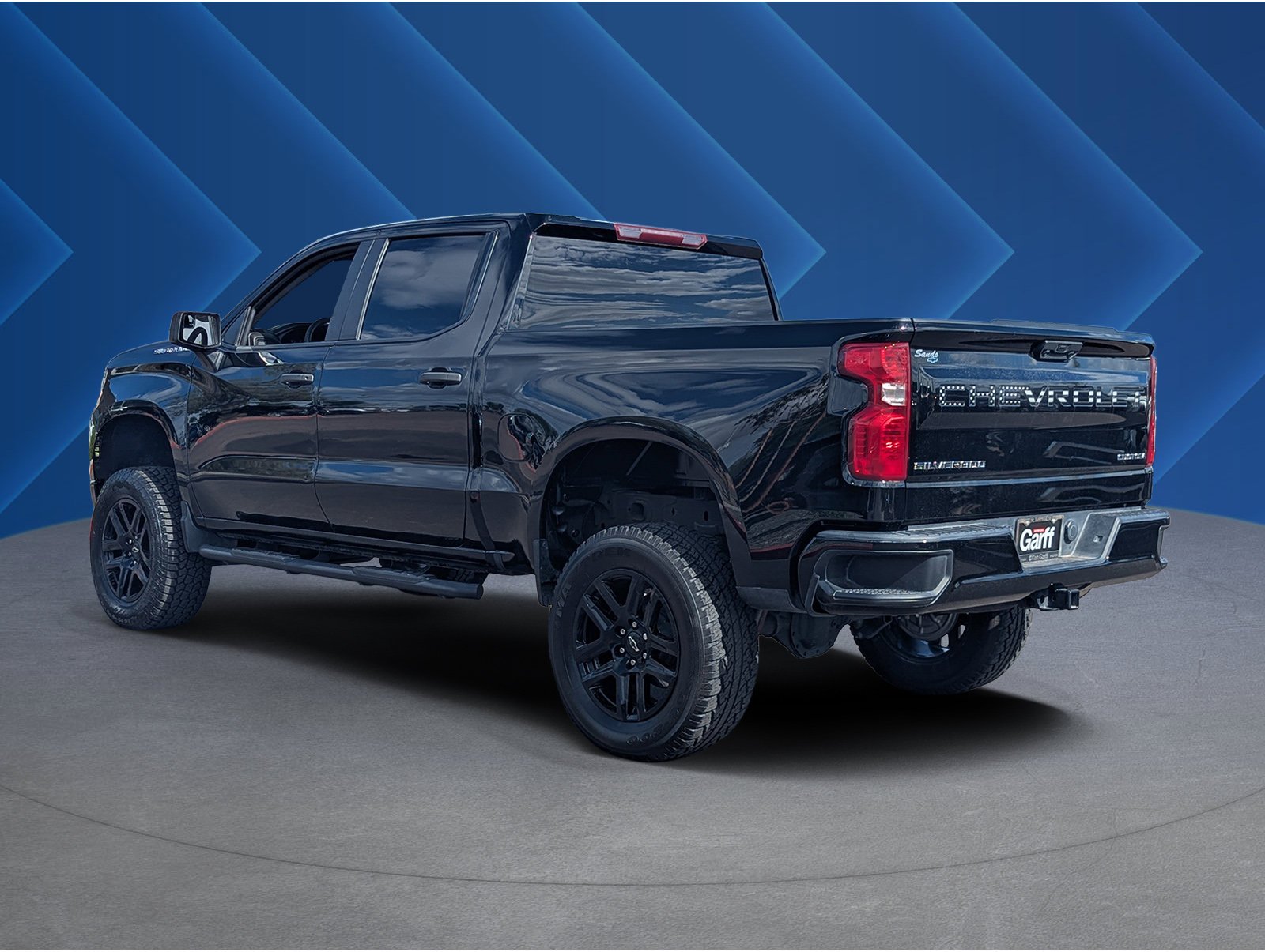 Used 2024 Black Chevrolet Custom image 5