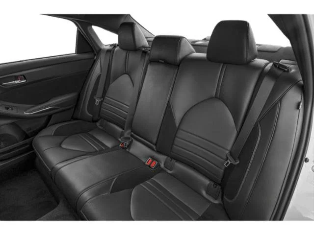 Used 2019 Wind Chill Pearl Toyota Touring image 16
