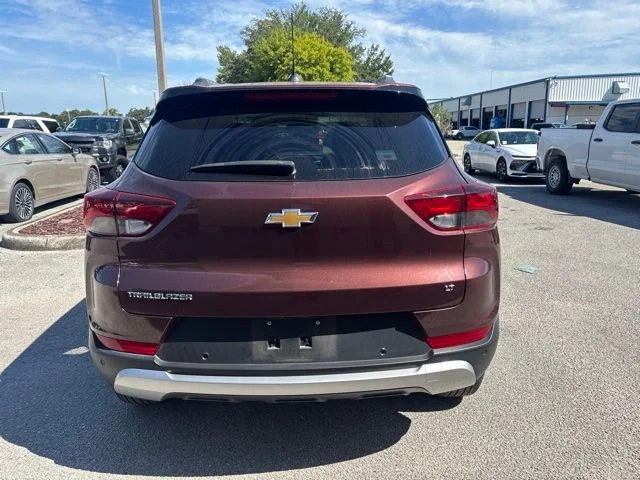 Used 2023 Red Chevrolet LT image 6