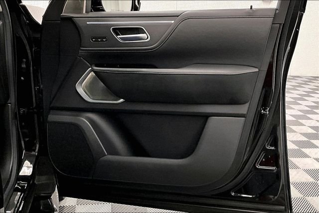 2025 INFINITI QX80 Sensory 4WD - Photo 22
