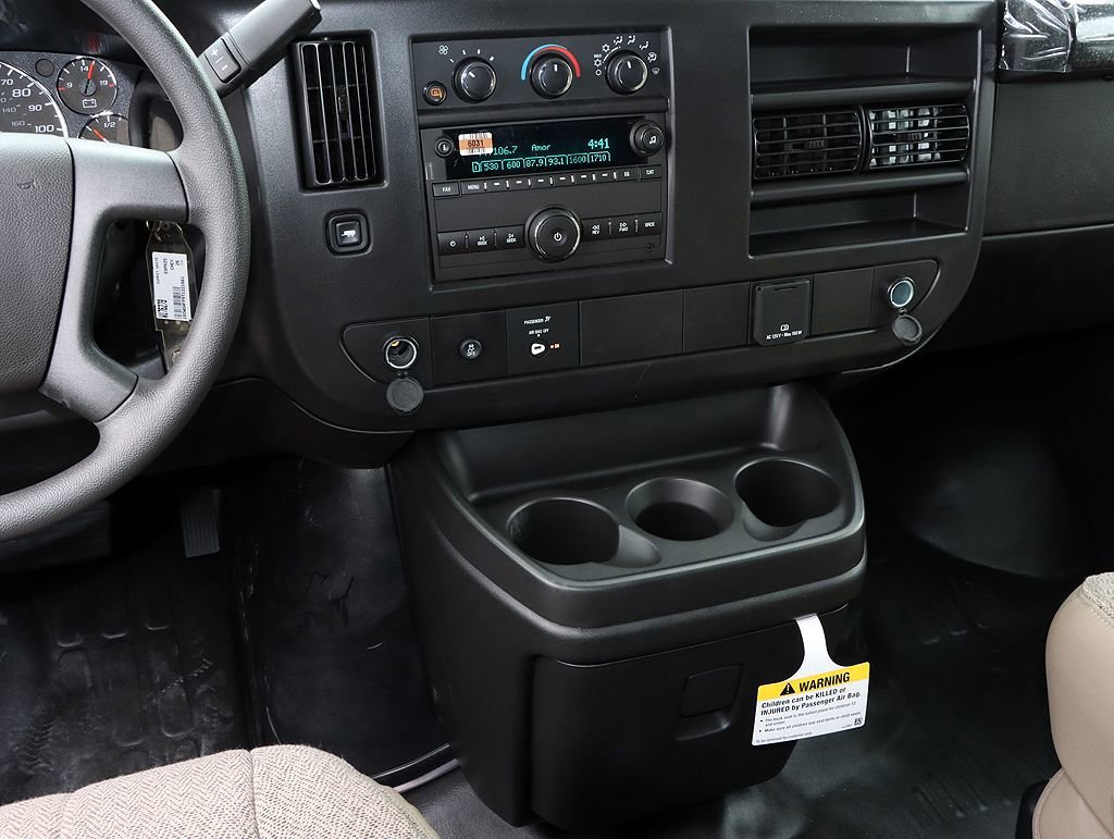 2026 Chevrolet Express Cargo Work Van - Photo 14