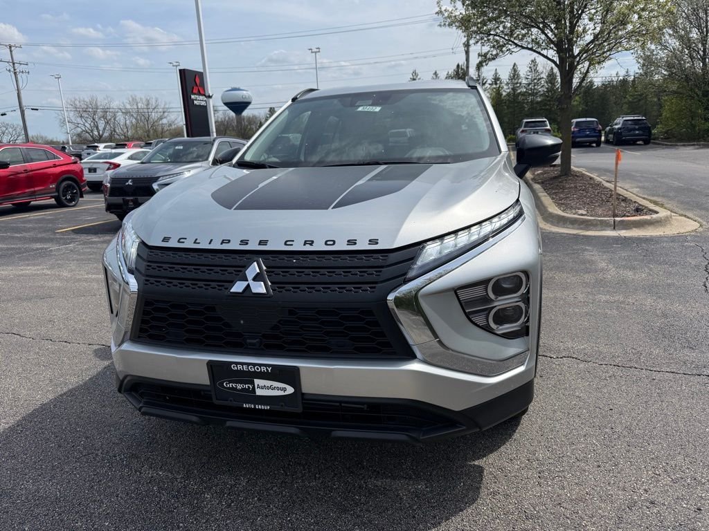 Used 2024 Silver Mitsubishi Black Edition image 3