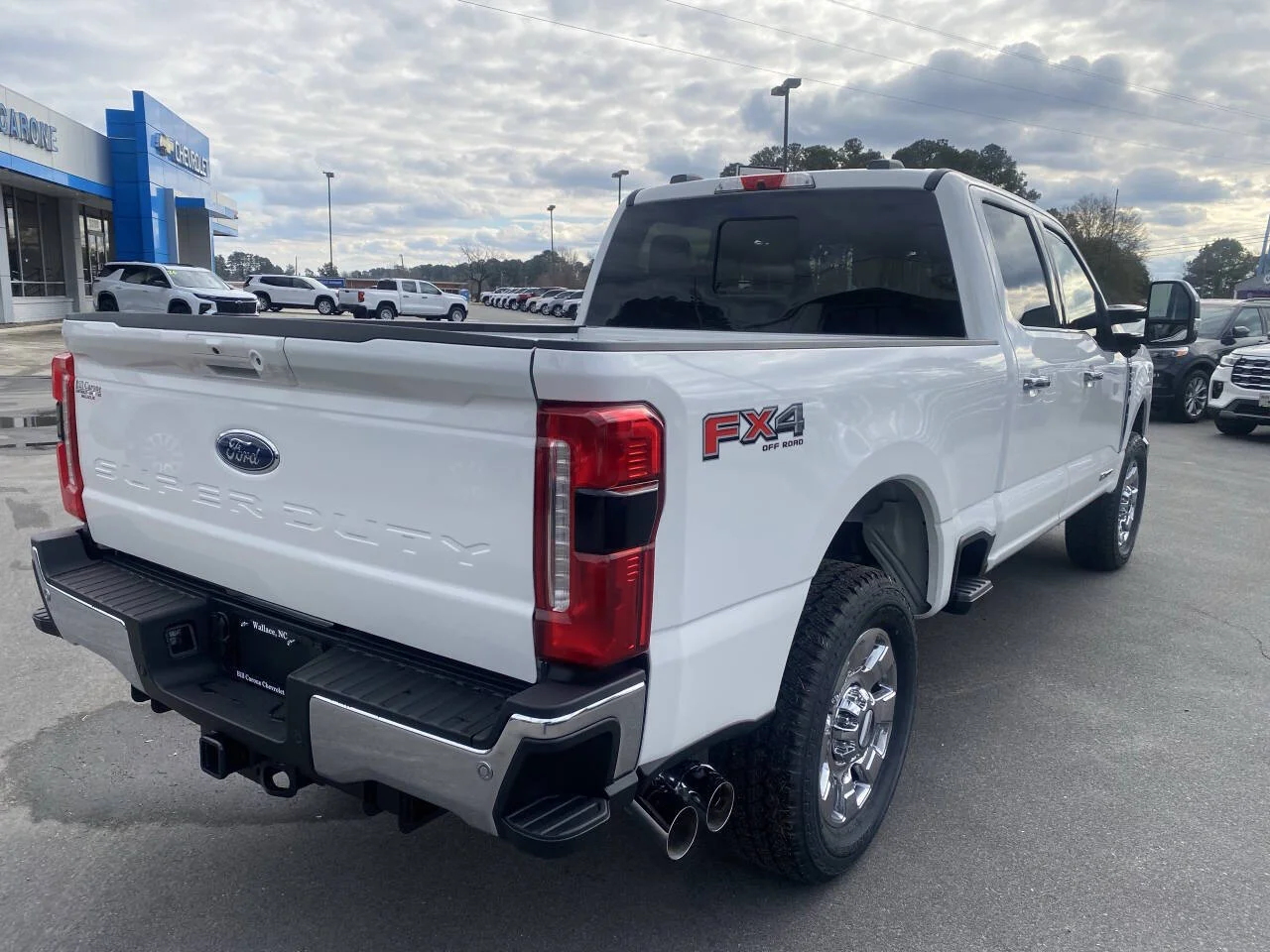 New 2026 Star White Metallic Tri-Coat Ford F-250® Lariat® image 5