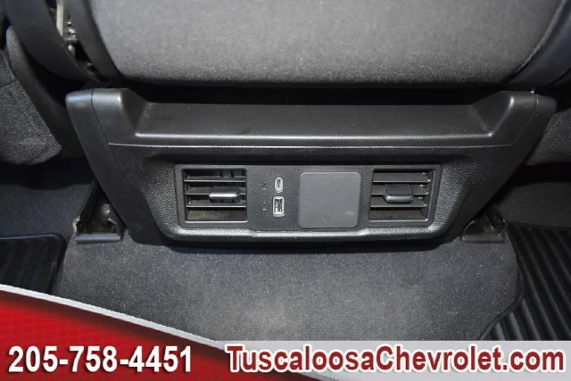 Used 2025 Summit White Chevrolet Custom image 25