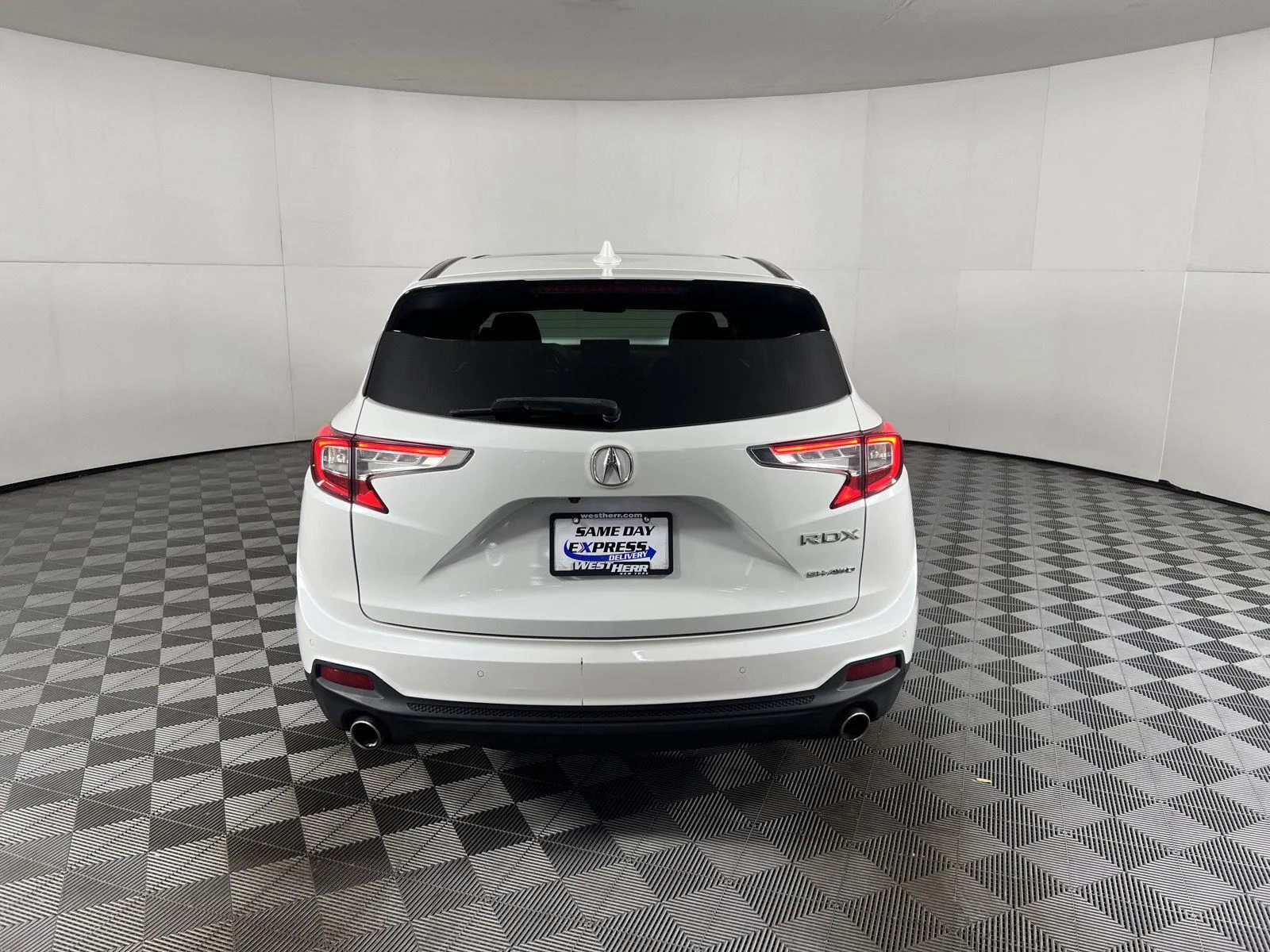 Used 2020 Platinum White Pearl Acura SH-AWD w/Tech image 7