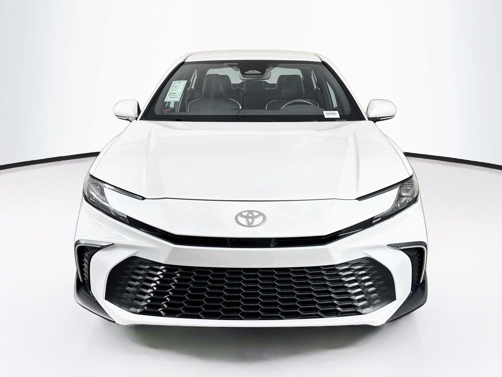 Certified Used 2025 Ice Cap Toyota SE image 8