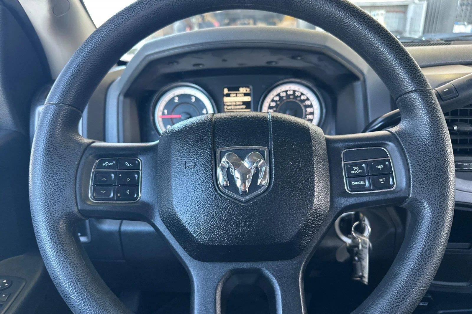 Used 2014 Bright White Clearcoat Ram Tradesman image 21
