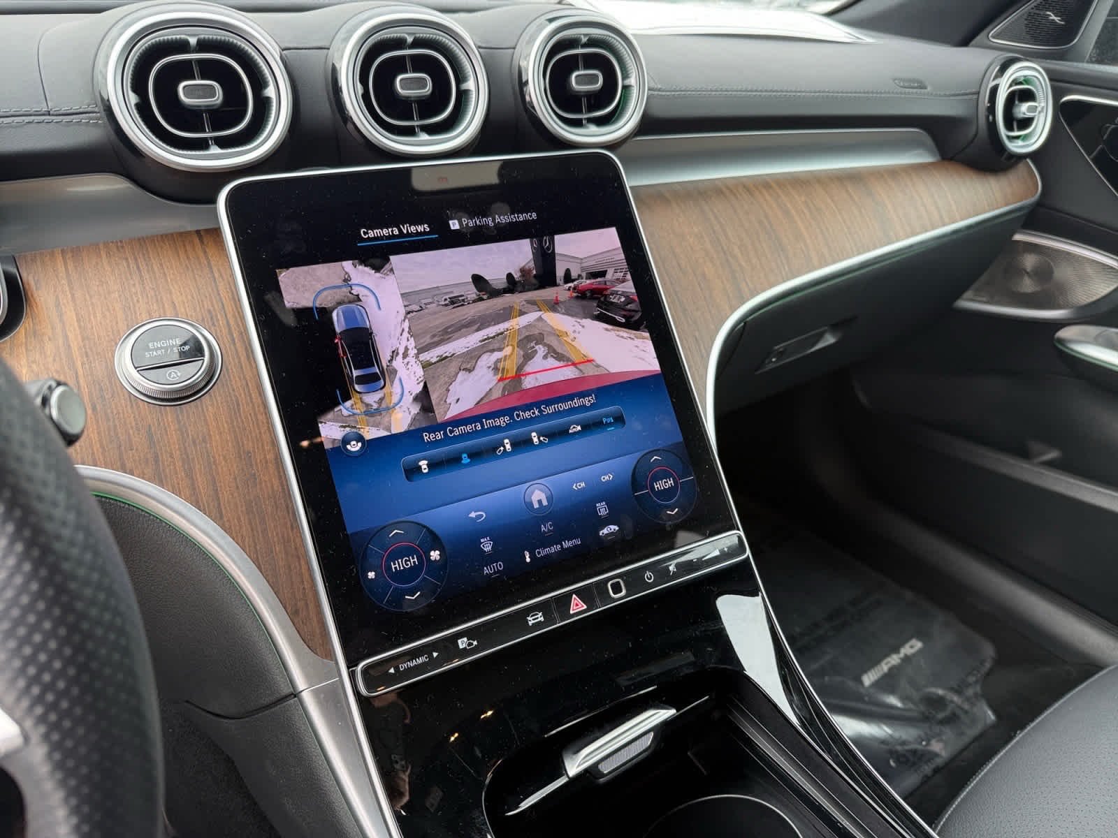 2025 Mercedes-Benz C-Class Sedan C 300 - Photo 17