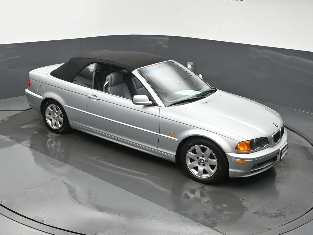 Used 2001 Silver BMW 325Ci image 3
