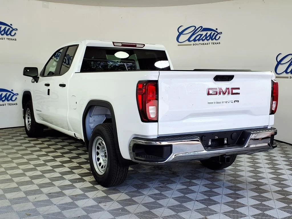 New 2026 Summit White GMC Pro image 2