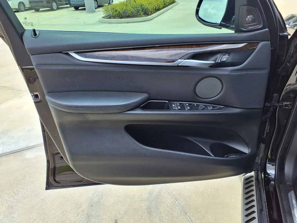 Used 2016 Black BMW xDrive35i image 15