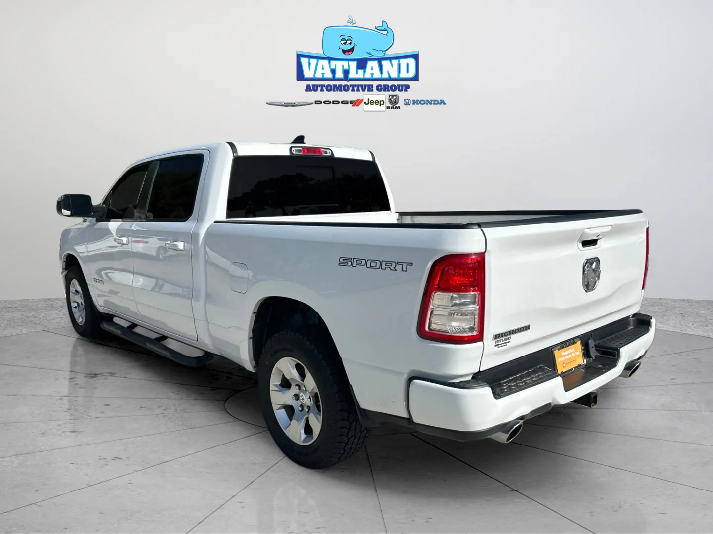 Used 2022 Bright White Clearcoat Ram Big Horn/Lone Star image 4