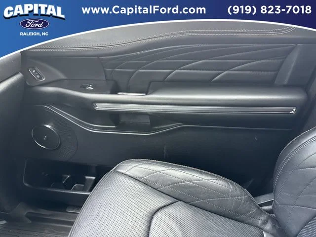 Used 2021 White Ford Platinum image 29