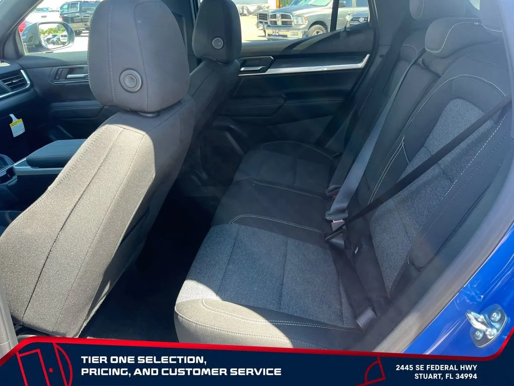 New 2026 Rapids Metallic GMC Elevation image 11