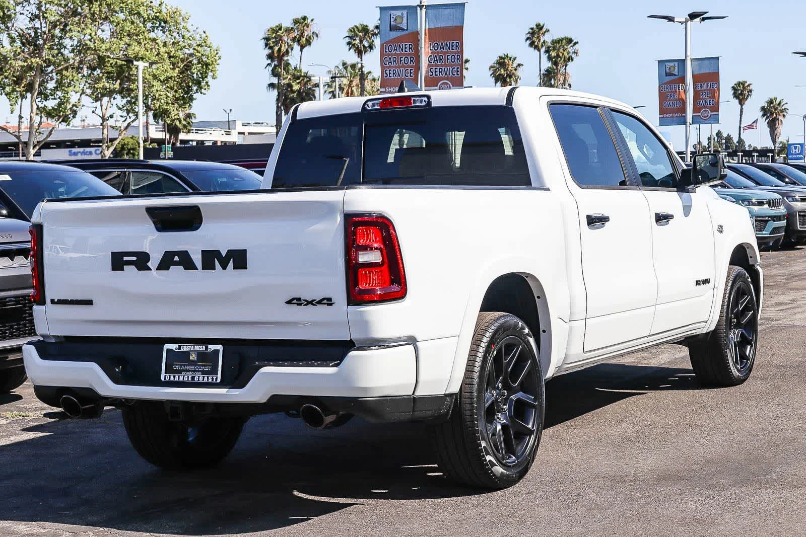 New 2026 Bright White Clear-Coat Exterior Paint RAM Laramie image 4
