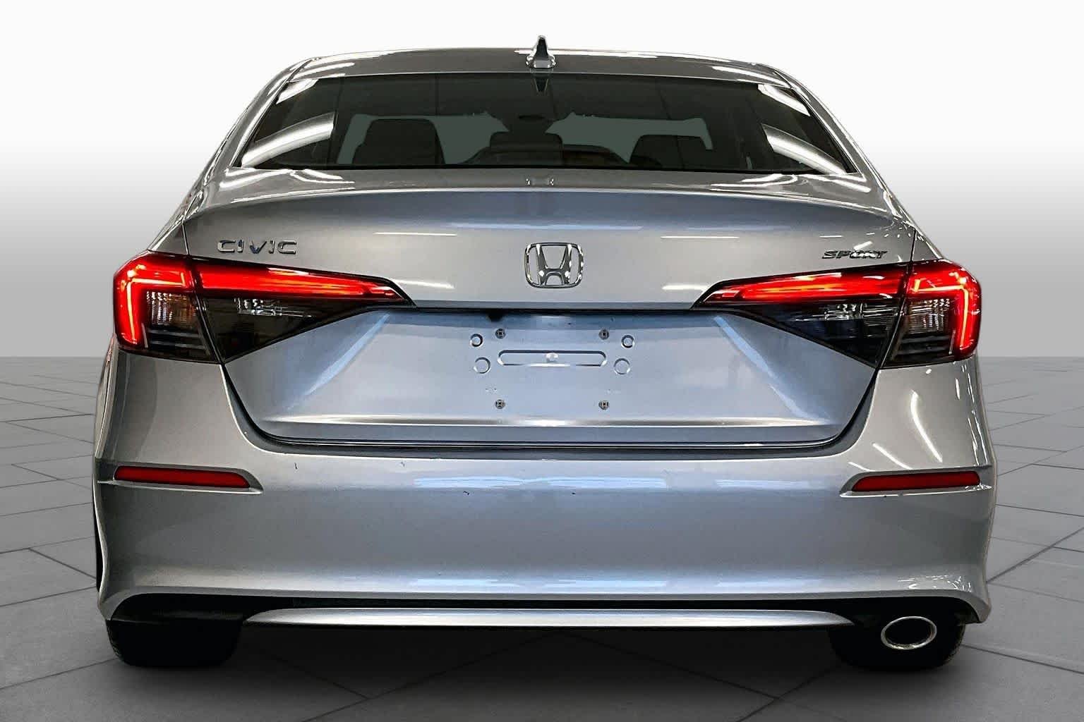 Used 2023 Lunar Silver Metallic Honda Sport image 5