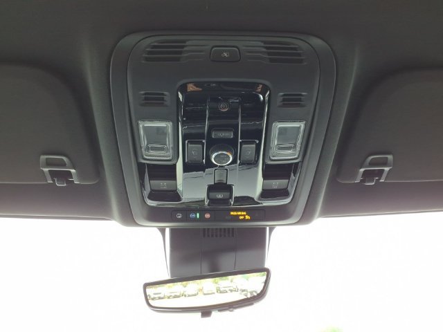 2026 Chevrolet Tahoe Premier - Photo 21