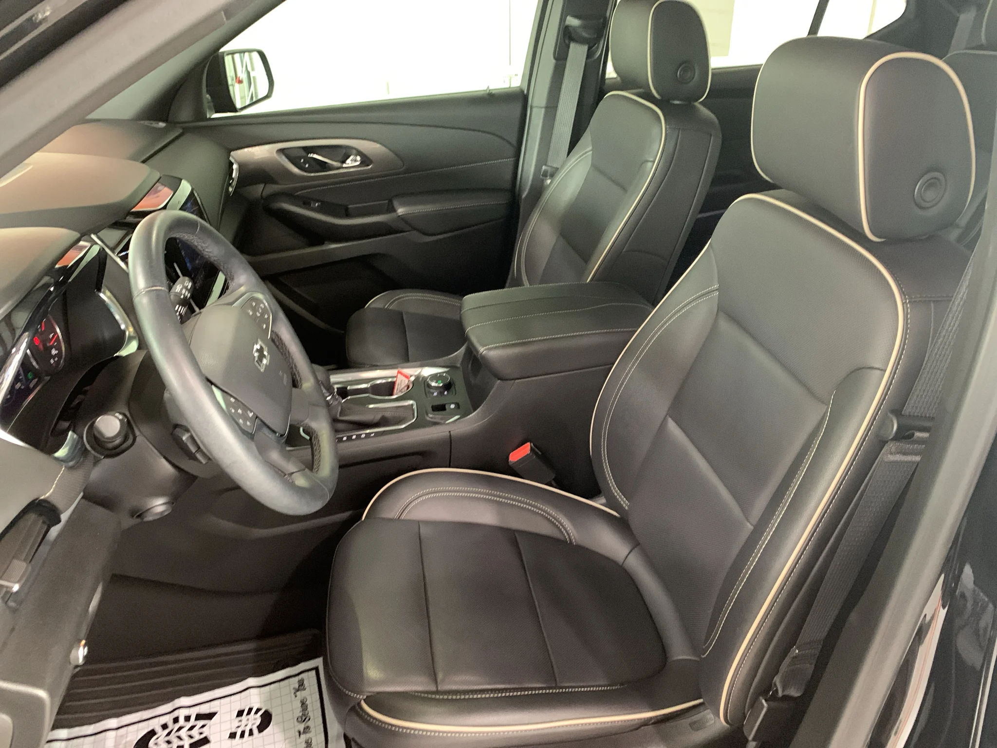 Used 2023 MOSAIC BLACK METALLIC Chevrolet Premier image 13