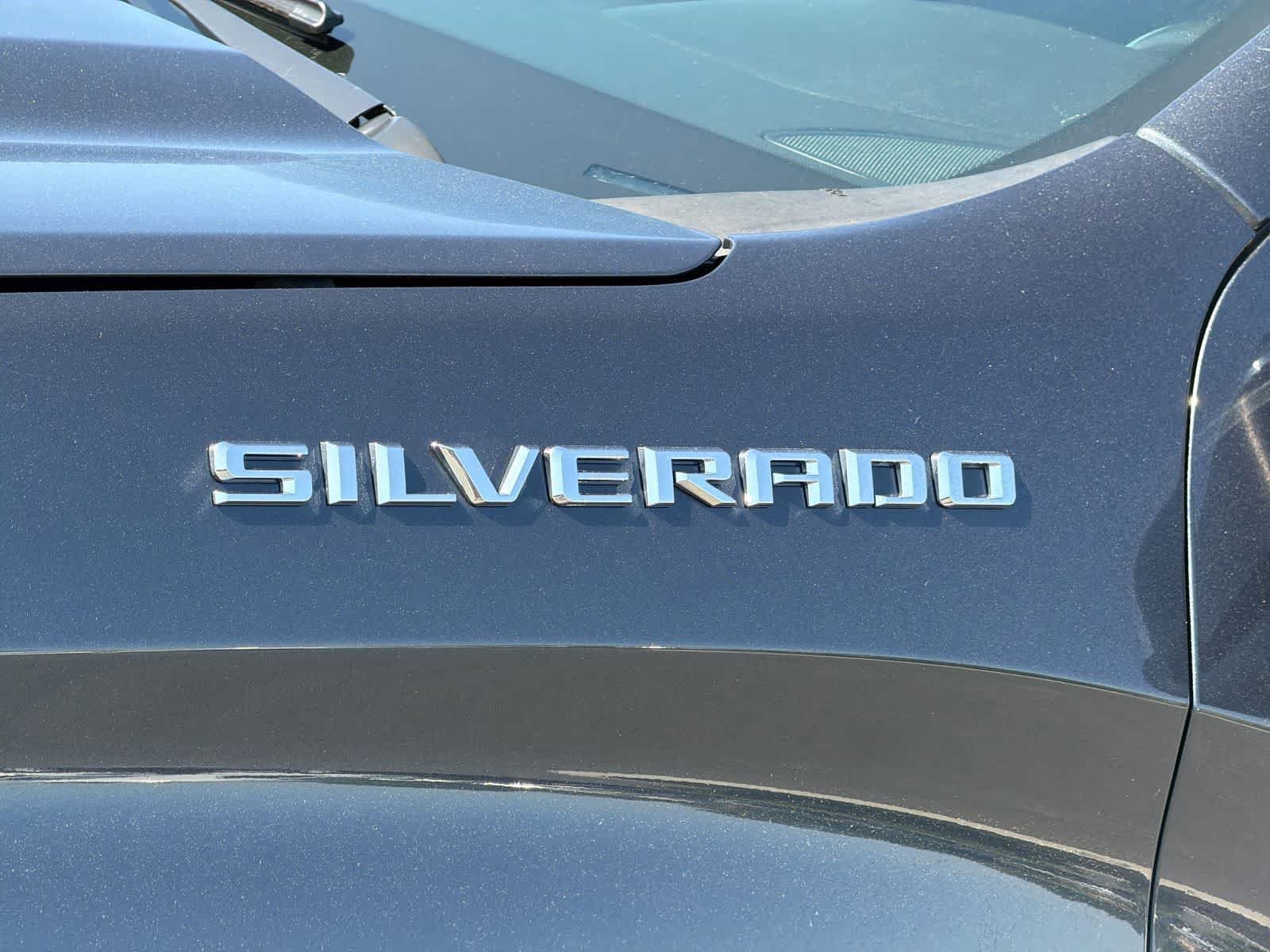 Used 2022 Shadow Gray Metallic Chevrolet LT image 13