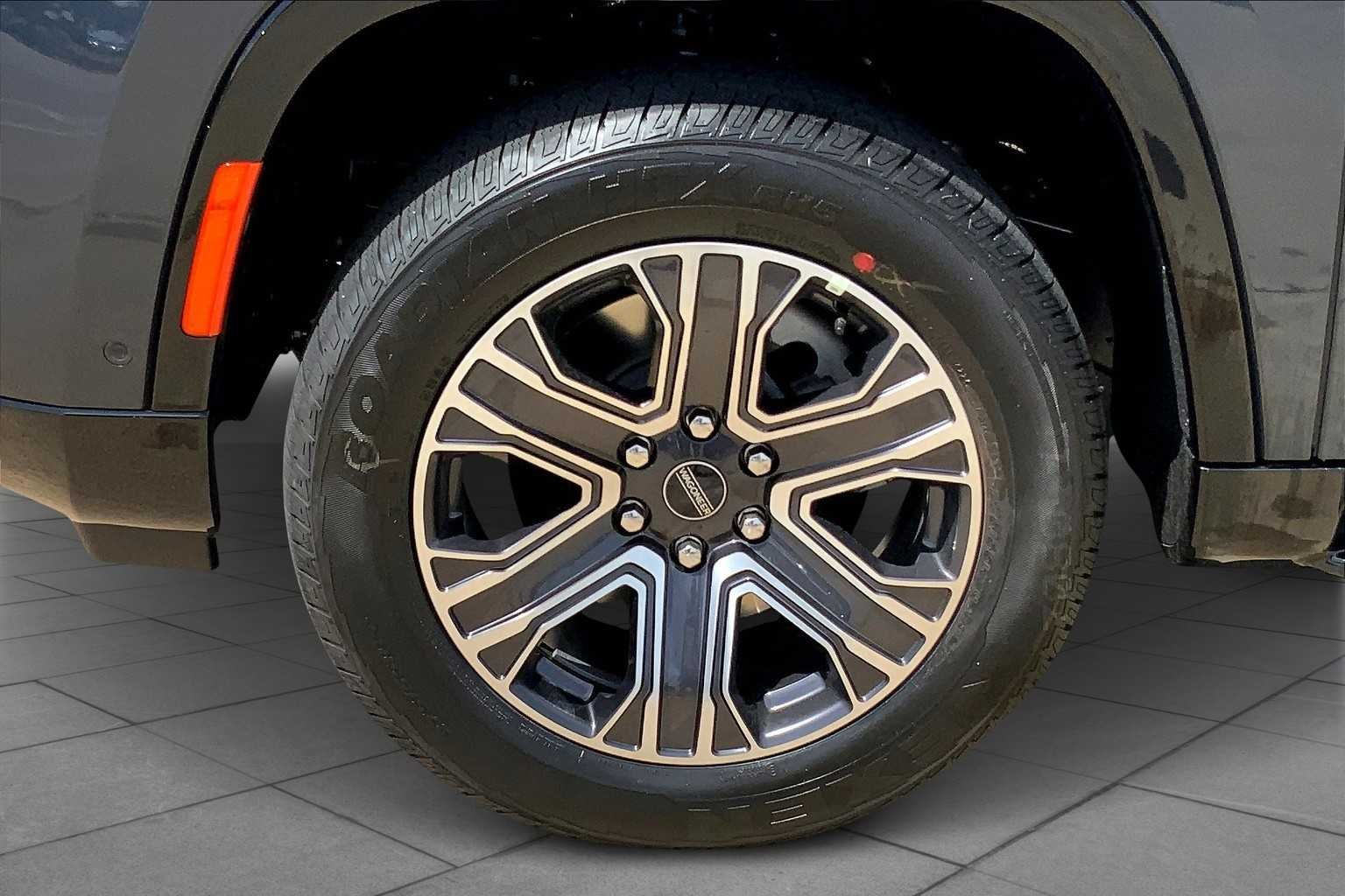 2025 Jeep Wagoneer Series I - Photo 11