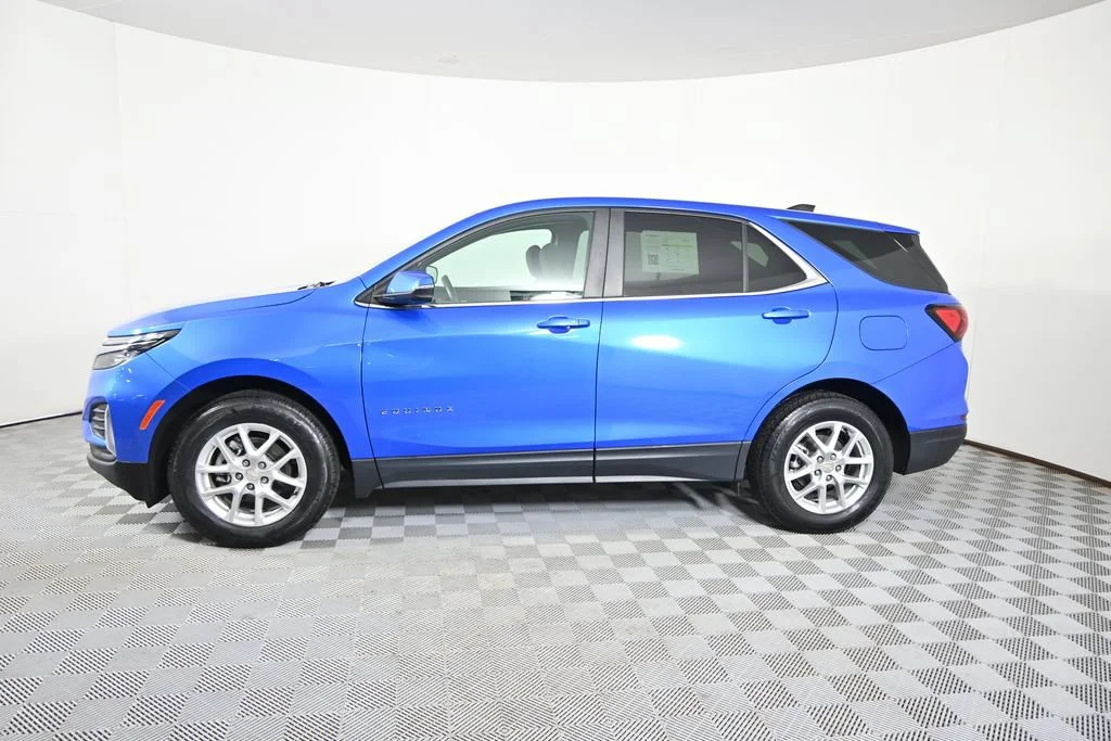 Used 2024 Chevrolet Equinox LT with VIN 3GNAXUEG5RS106907 for sale in Forest Lake, Minnesota