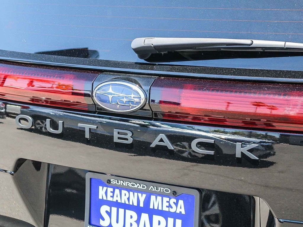 New 2026 CRYSTAL BLACK SILICA Subaru Touring image 8