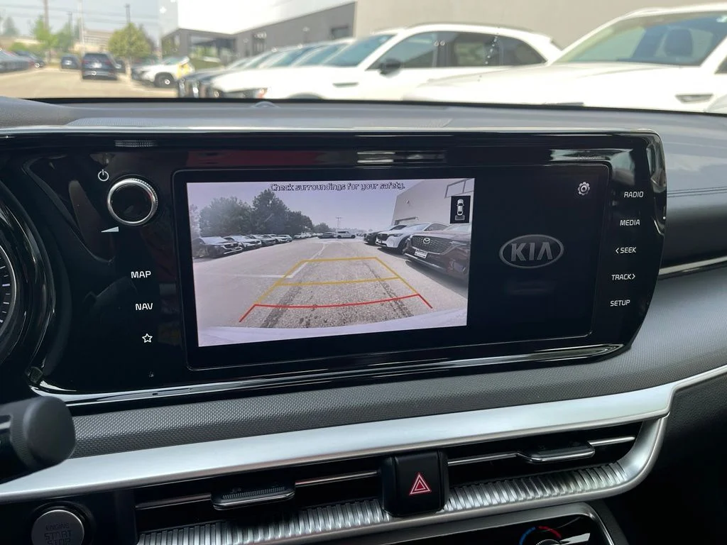 Used 2021 Wolf Gray Kia GT-Line image 12